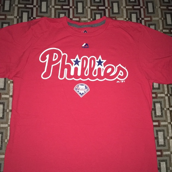 Majestic Other - Men’s Red Majestic Phillies T-shirt Size Medium